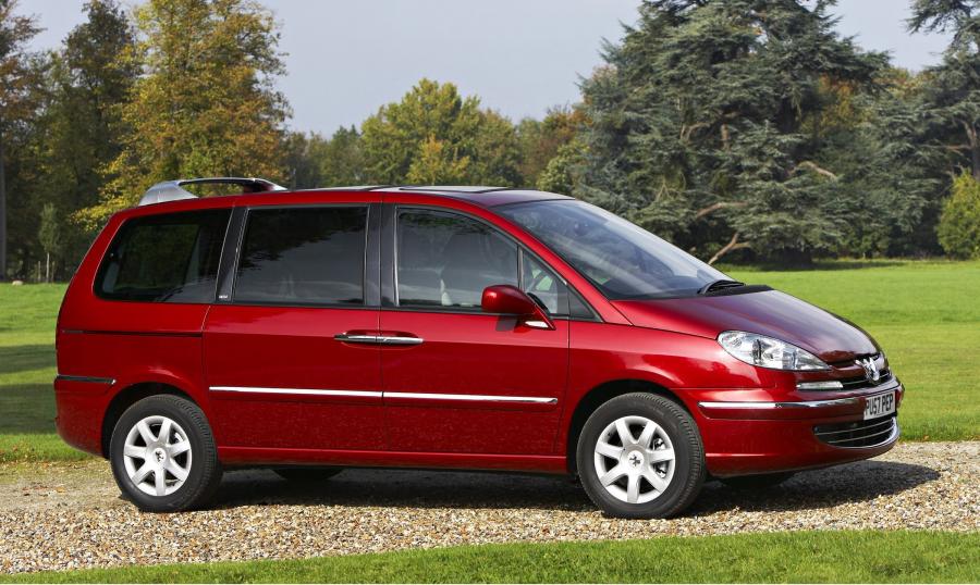  Peugeot 807 2002 года  (фото 9 из 26)